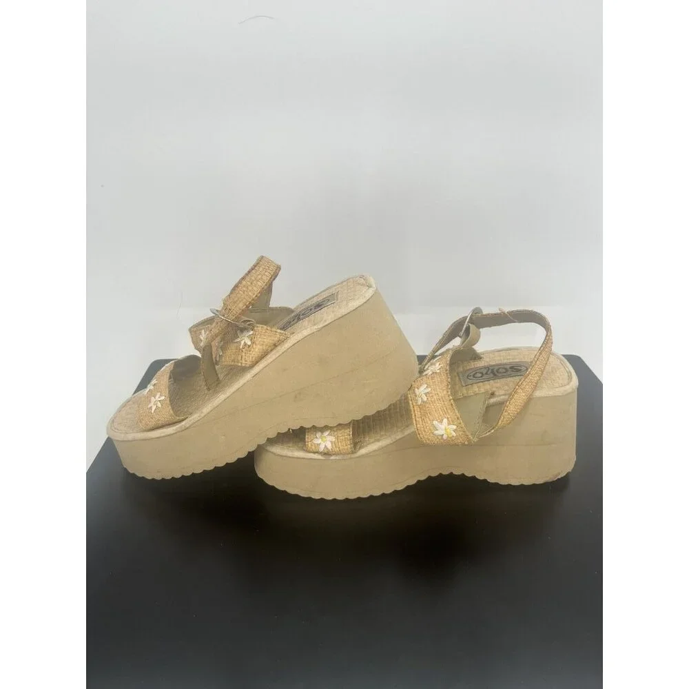Vintage Y2K Soho Sandals Woven Daisy Floral Wedge‎ No Size *Some Peeling*